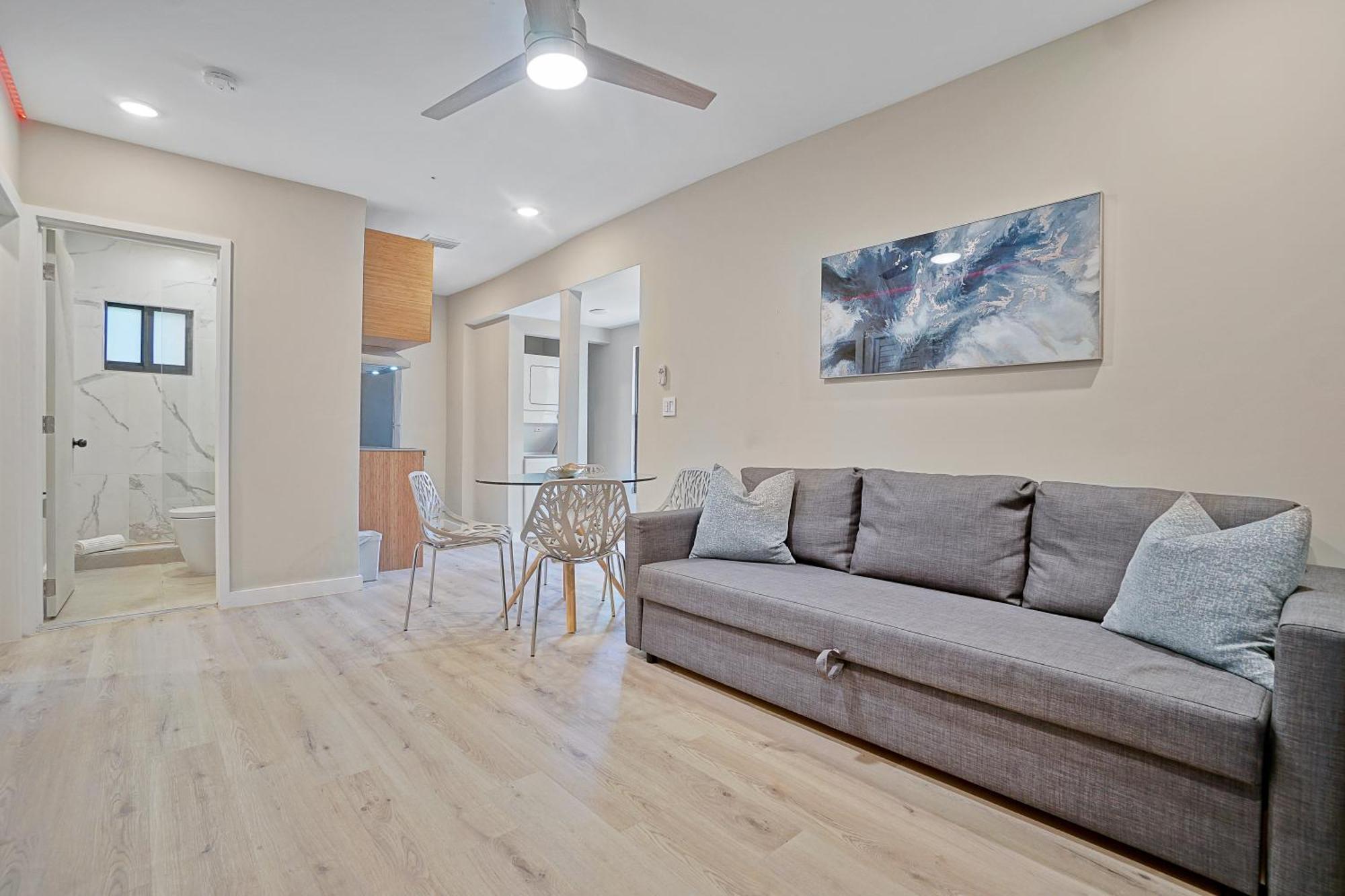 Stylish Miami Suite - Self Check-In Luaran gambar